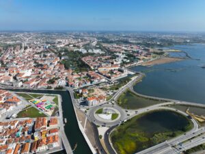 Aveiro roundabout and city with water features